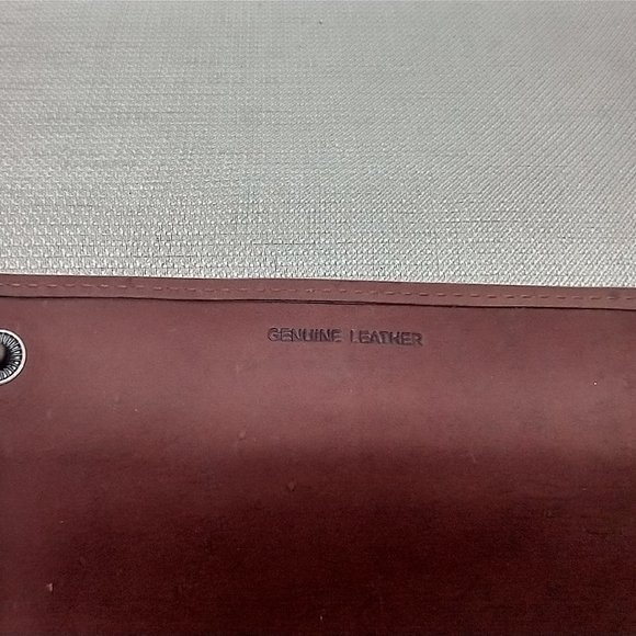 GUANG TONG BROWN LEATHER FOLD-OVER WALLET - Picture 3 of 6